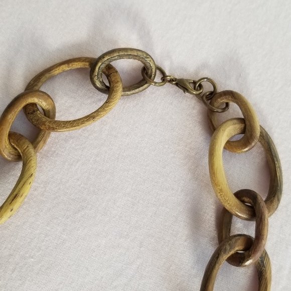 Club Monaco Necklace - Picture 4 of 5